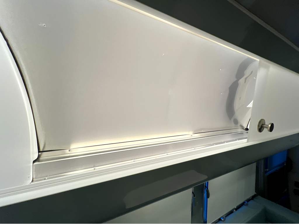 2027 AIRSTREAM INTERNATIONAL 23FBT - Image 7