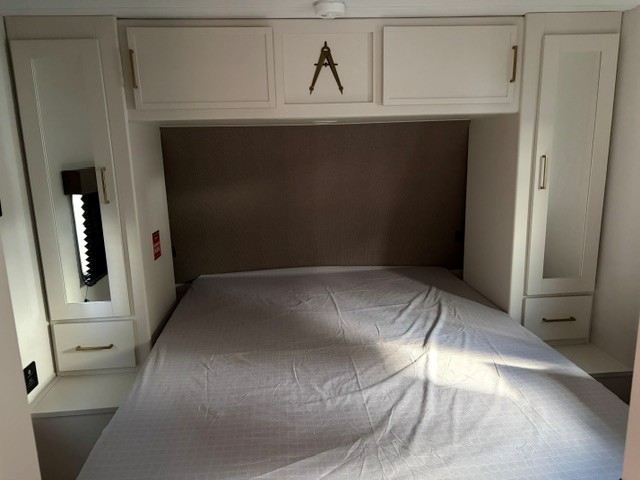 2027 Grand Design Transcend 265BHT - Image 15