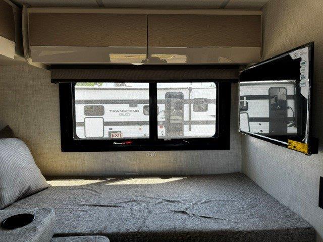 2027 Thor Motor Coach Gemini AWD 24KB - Image 32