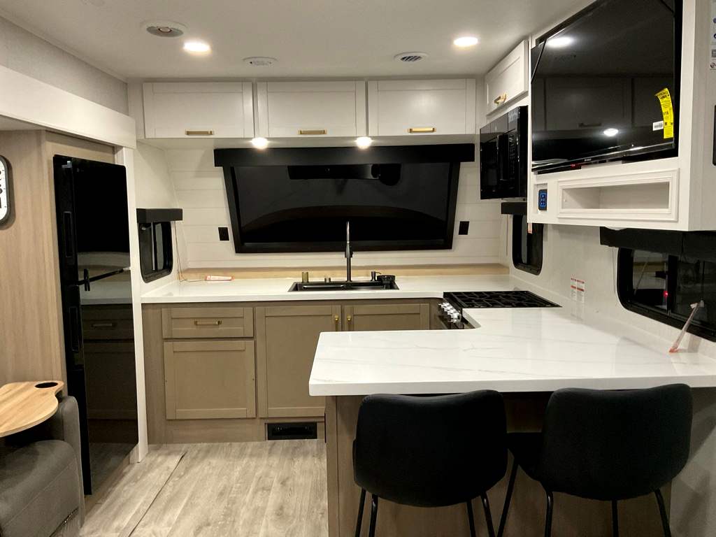 2026 JAYCO Eagle 265 FKDS HT - Image 5