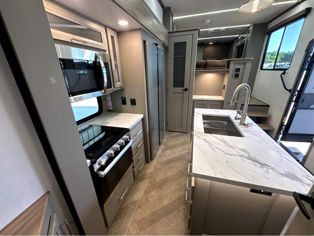 2026 Keystone SPRINTER 3800FLB - Image 19