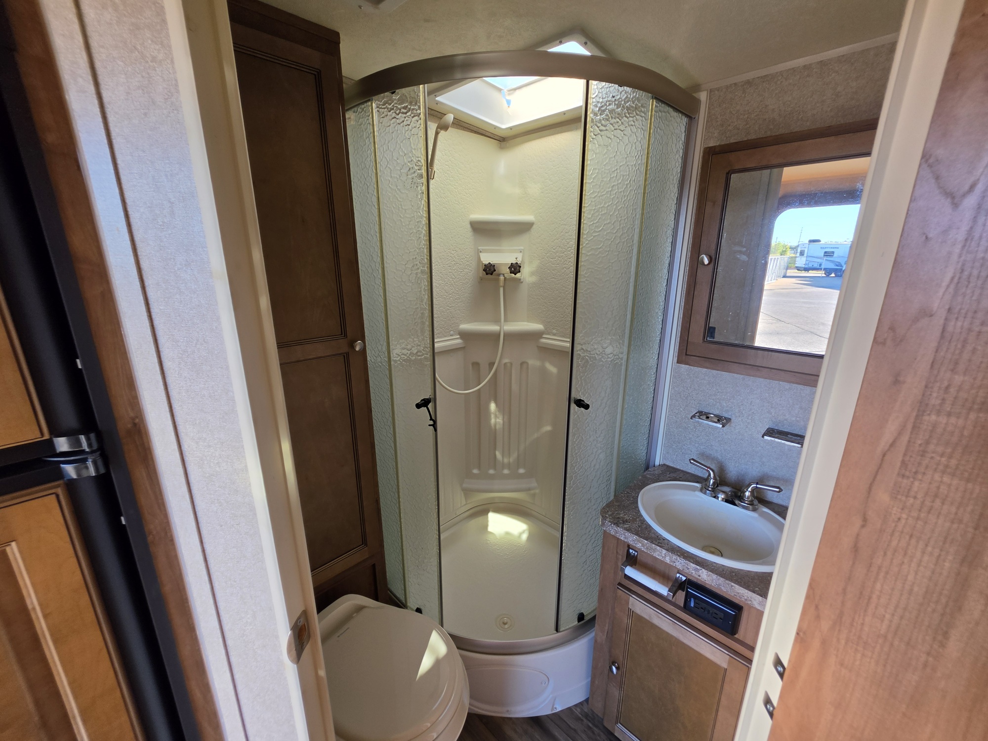 2017 FLAGSTAFF MICROLITE 21FBRS - Image 22