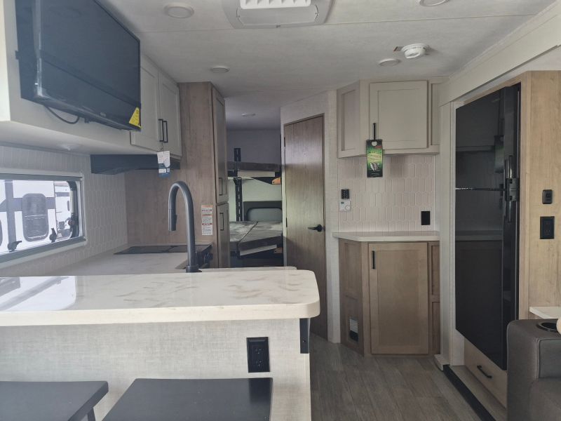 2027 Ember RV Touring Edition 2200ETL - Image 5