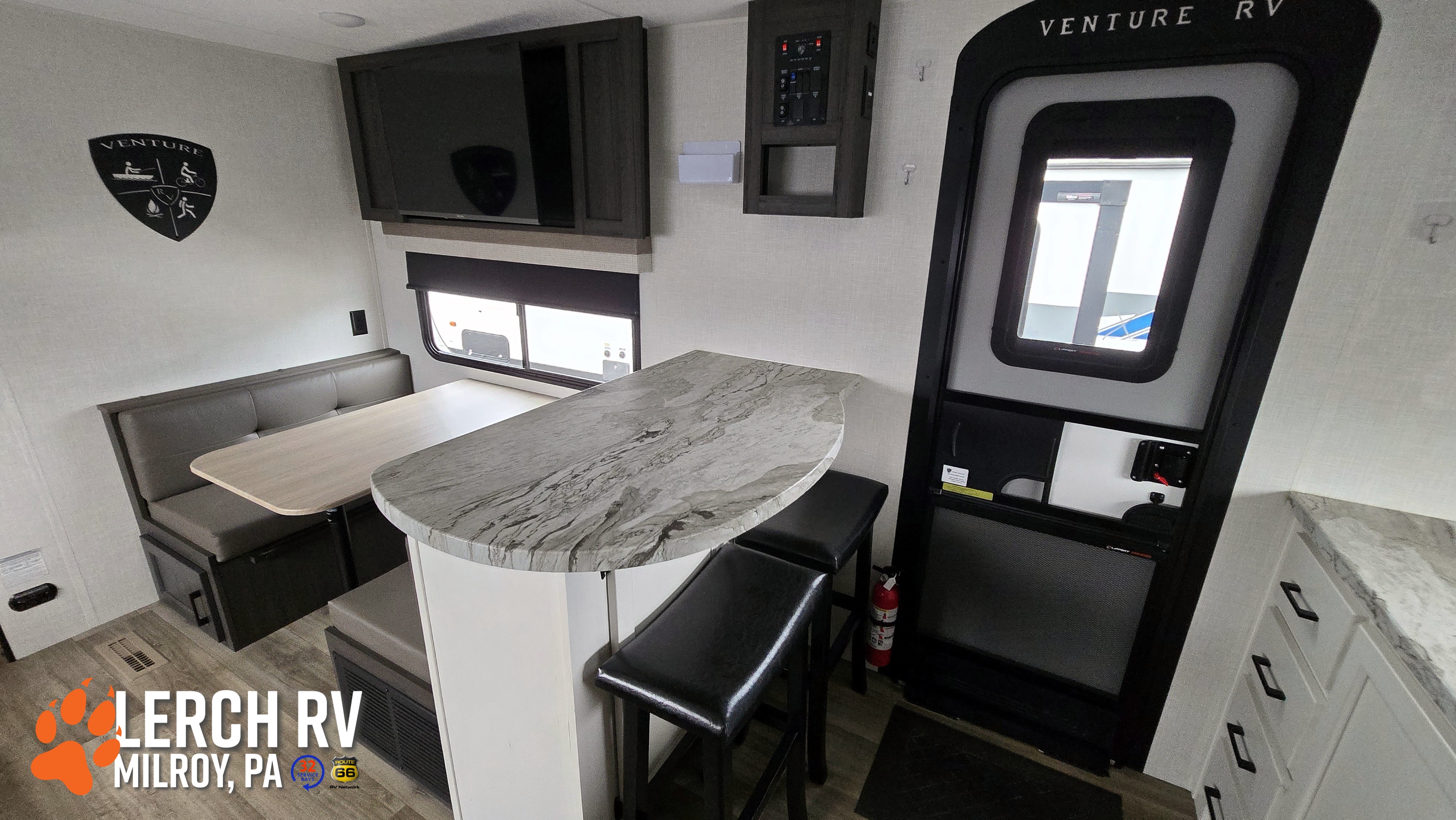 2025 VENTURE STRATUS 241VRK - Image 10