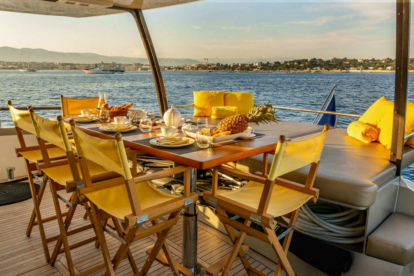 2007 Peri Yachts Peri 29 - Image 5
