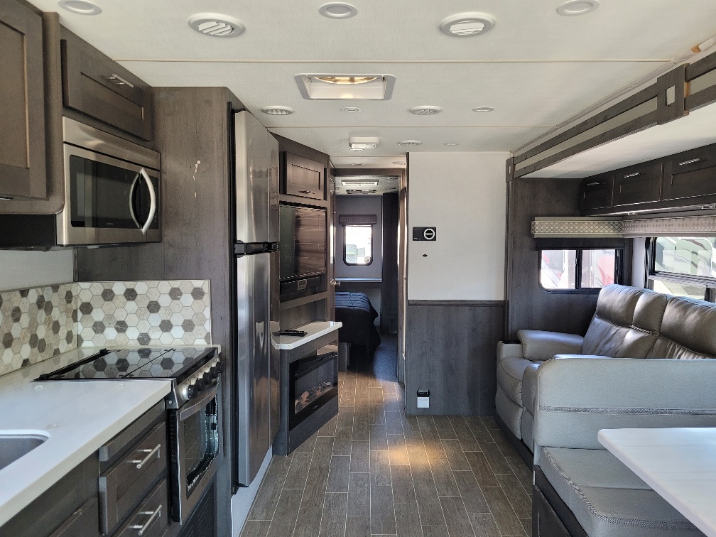 2023 Forest River Georgetown 5 Series GT5 34M5 - Image 19