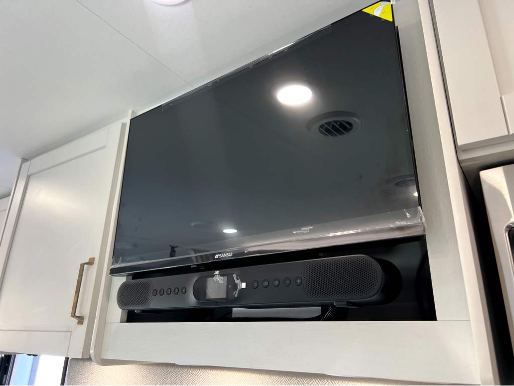 2027 ENTEGRA COACH ODYSSEY 29V - Image 15
