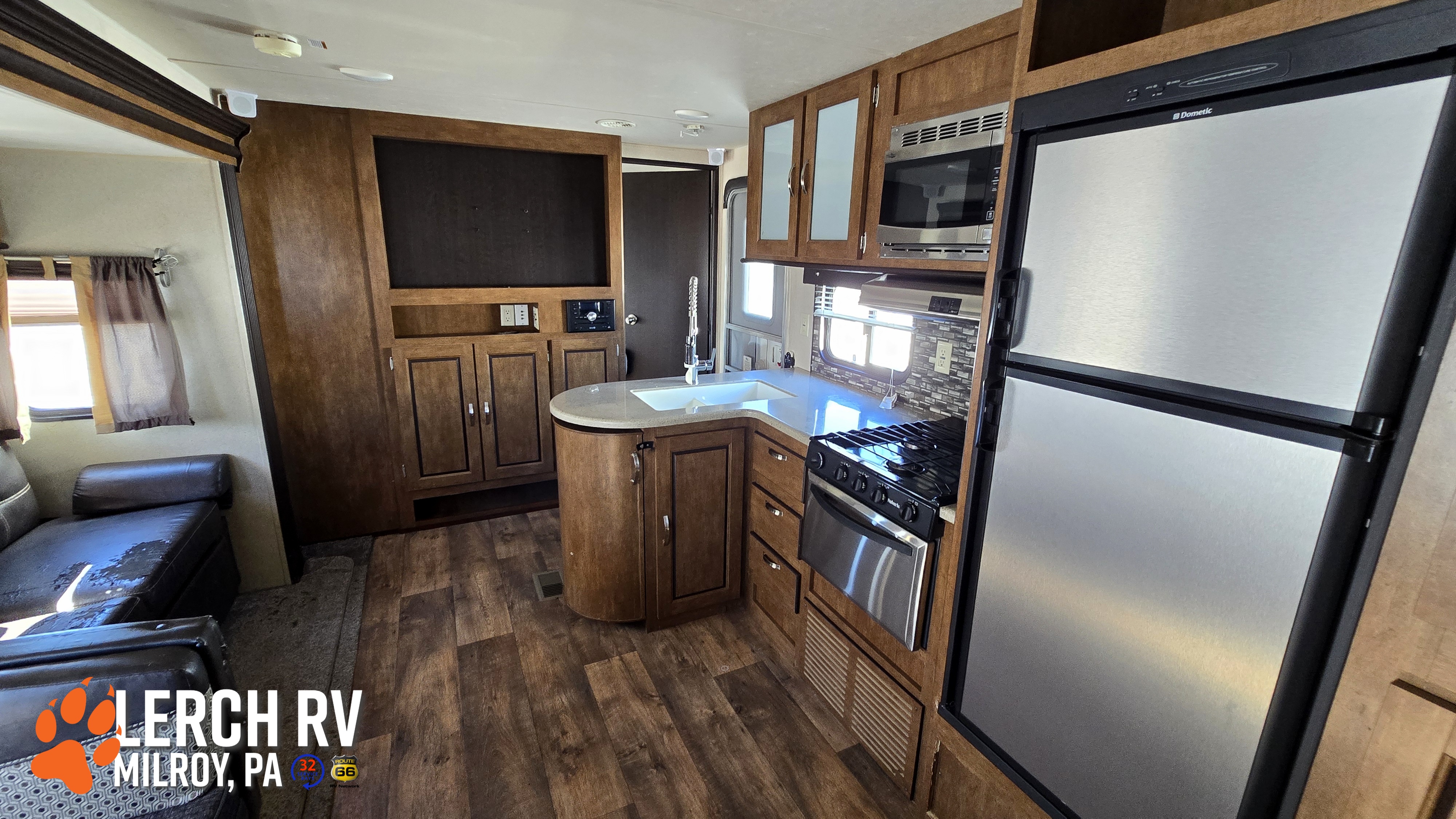 2017 Forest River Salem T32BHDS - Image 28