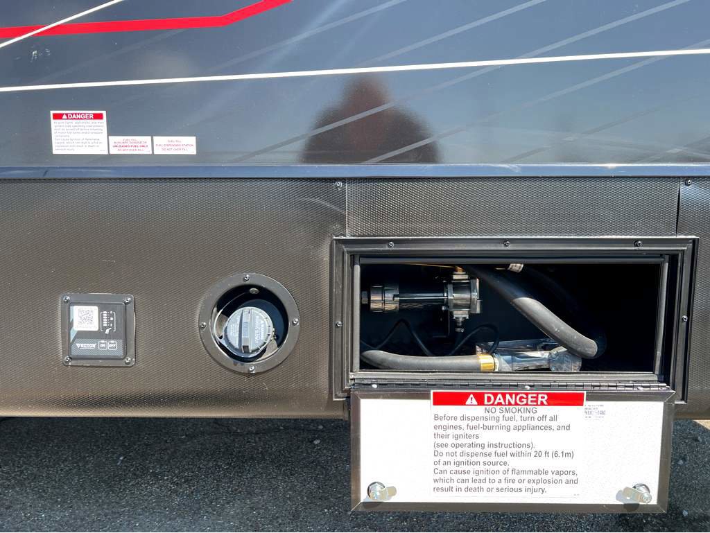 2026 JAYCO SEISMIC 395 - Image 9