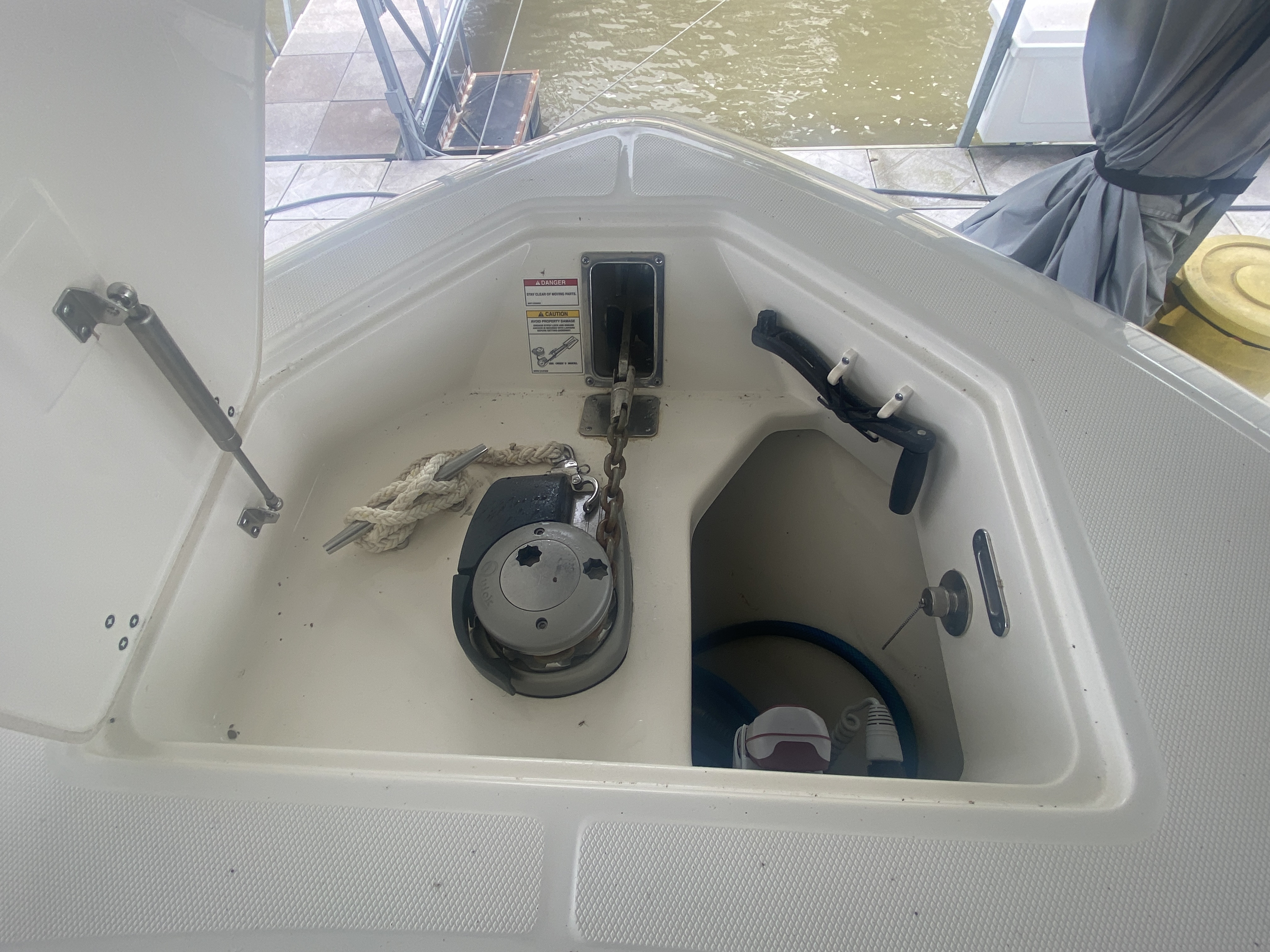 2016 Boston Whaler 330 Outrage - Image 34