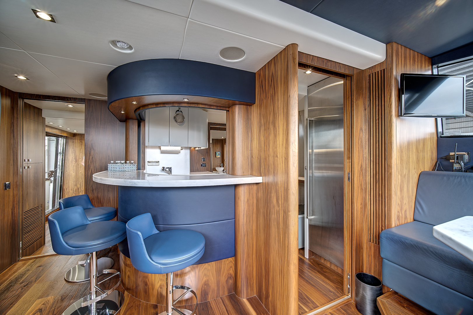 2019 Sunseeker 86 Yacht - Image 41