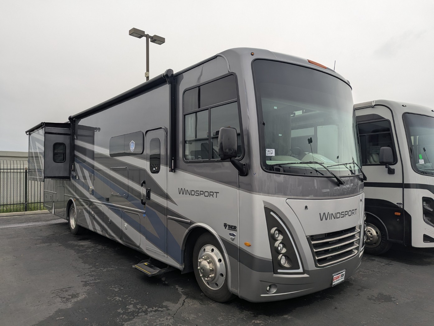 2026 Thor Motor Coach Windsport 35G - Image 1