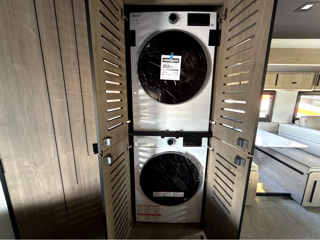 2027 GRAND DESIGN LINEAGE SERIES F 31ZW - Image 26