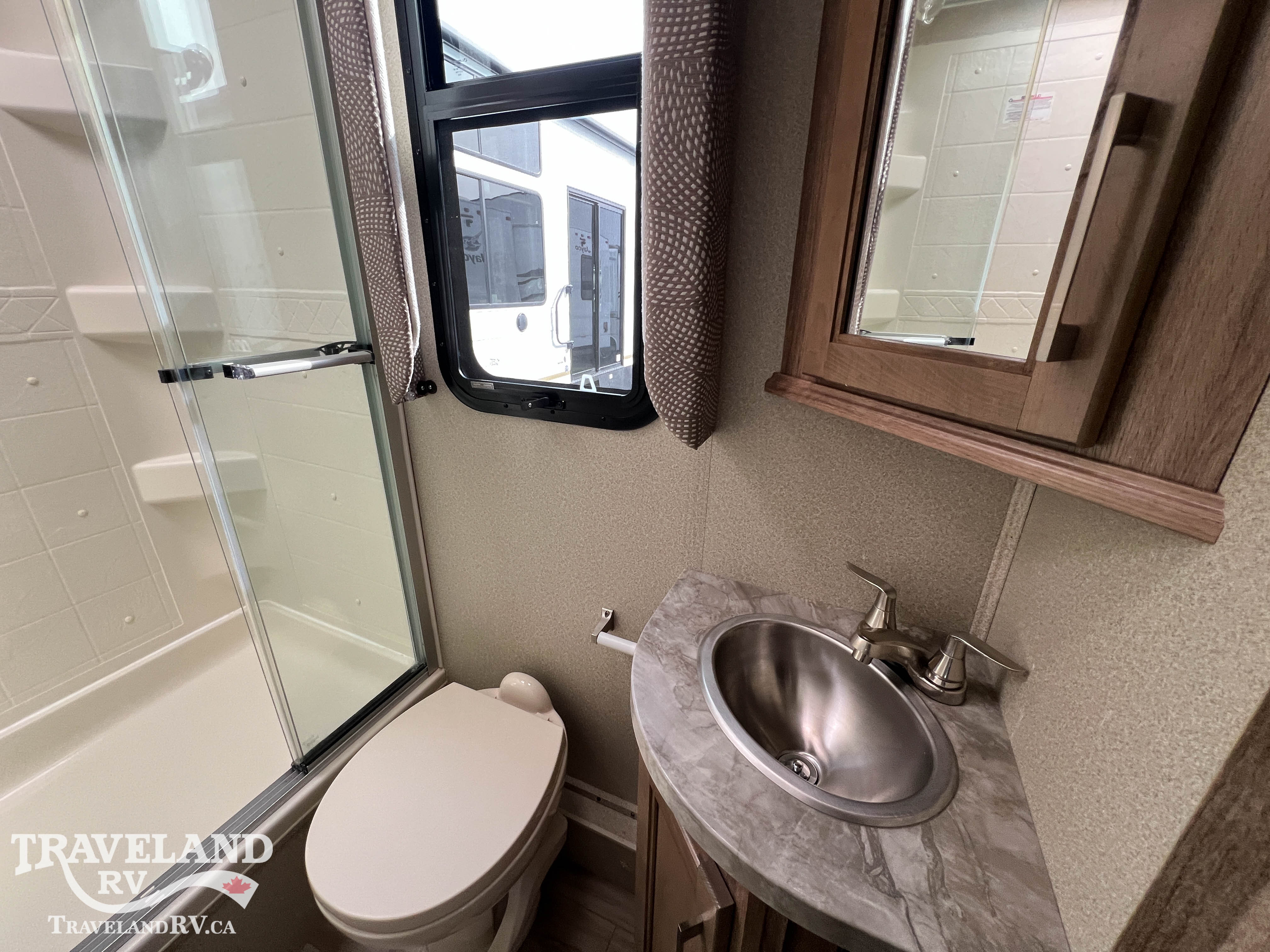 2019 Entegra Coach Odyssey 25R - Image 22