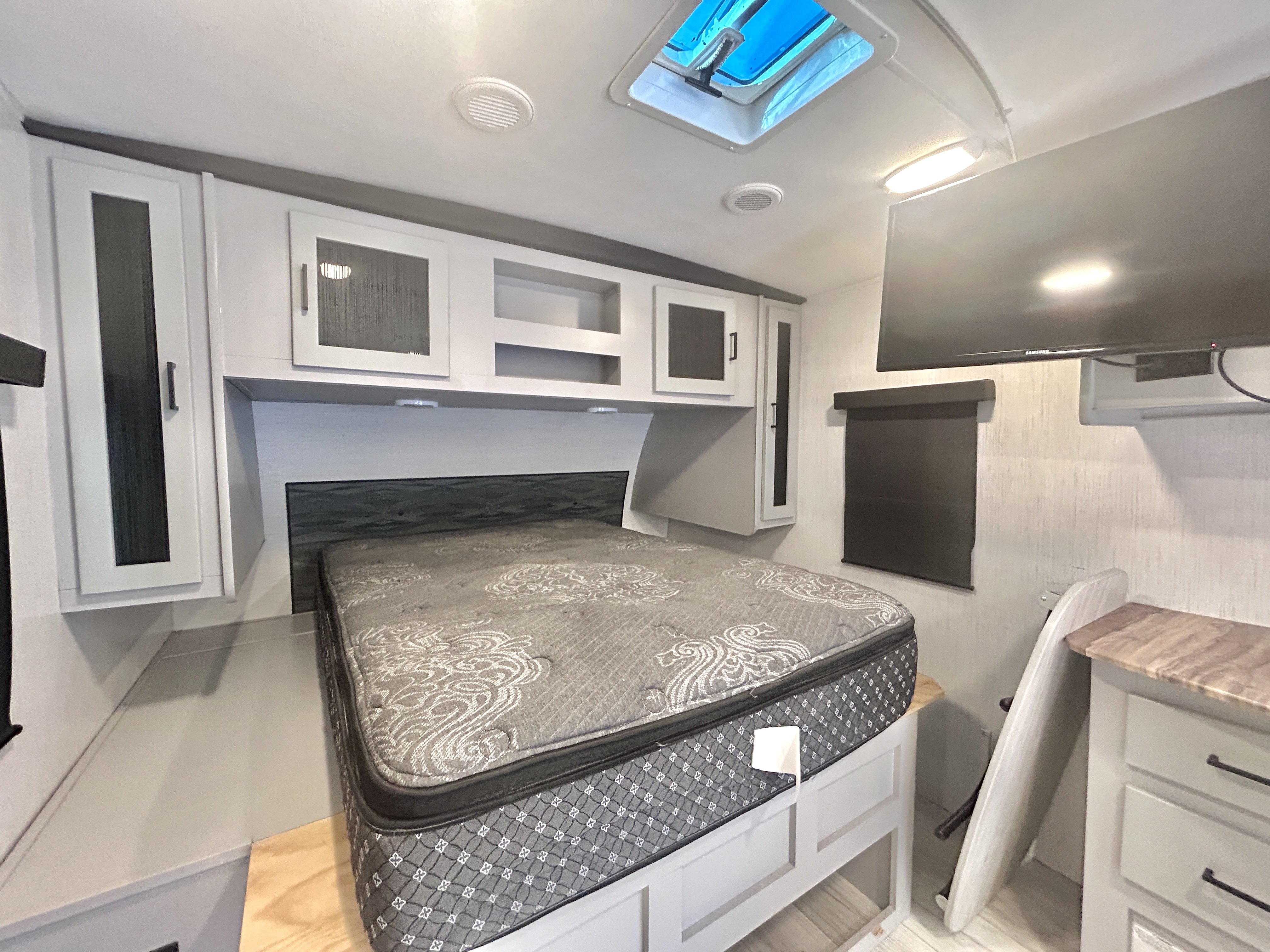 2022 Heartland North Trail Ultra-Lite NT 21RBSS - Image 13