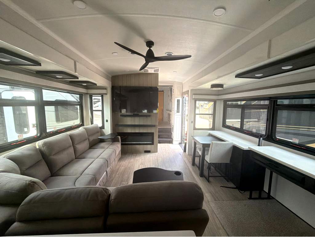 2027 JAYCO PINNACLE 38FBRK - Image 38
