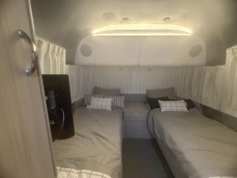 2026 AIRSTREAM GLOBETROTTER 27FBT - Image 21