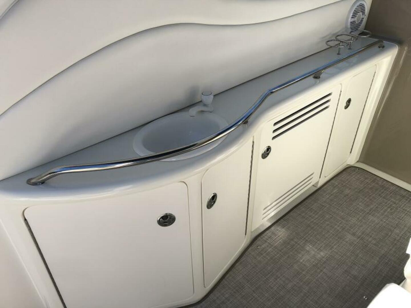 2002 Sea Ray 360 Sundancer - Image 13
