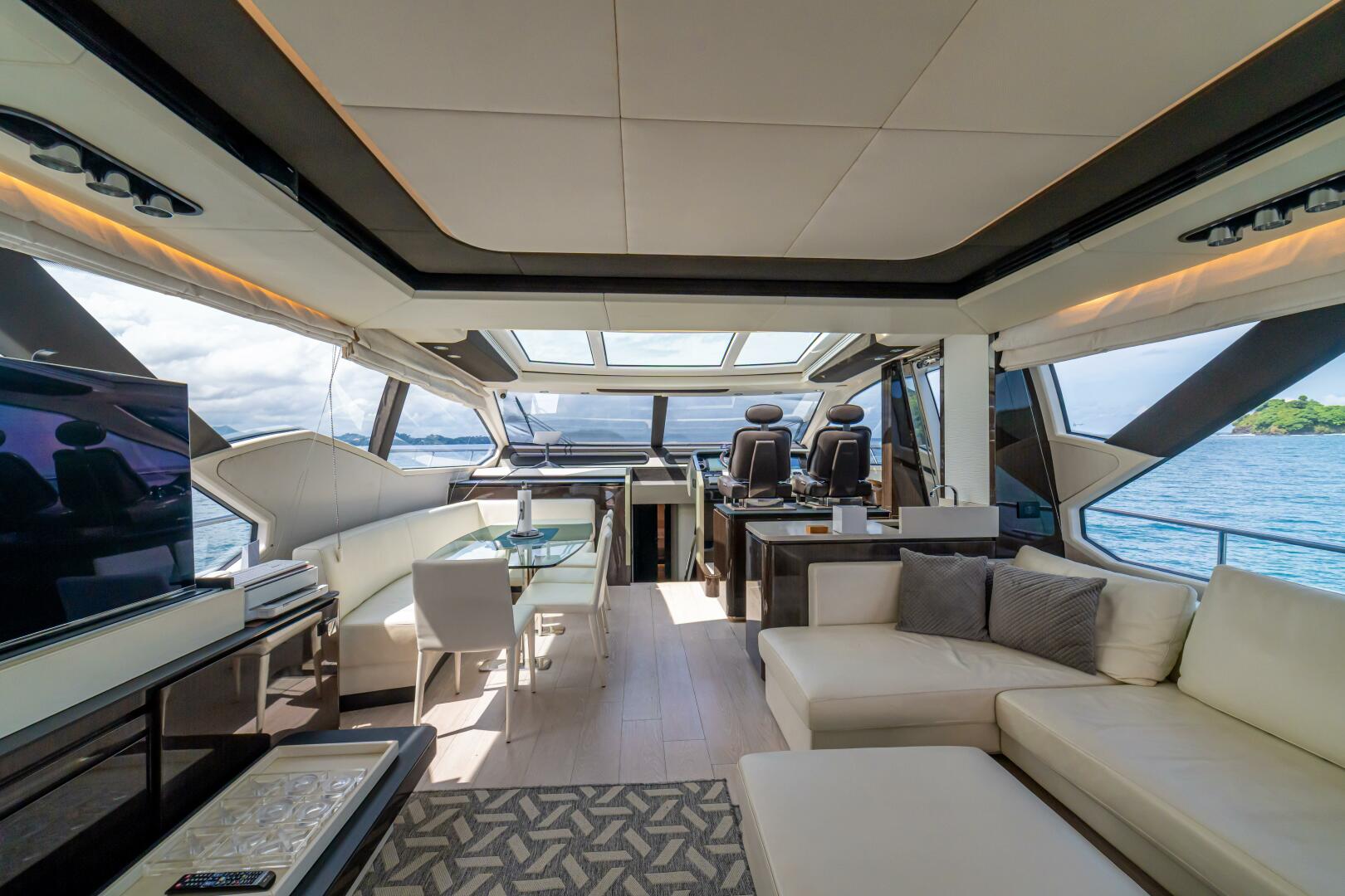 2017 Azimut 77S - Image 10
