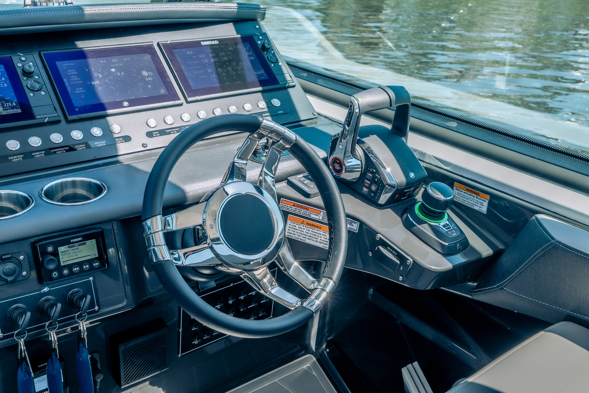 2027 Monterey 385SS - Image 23