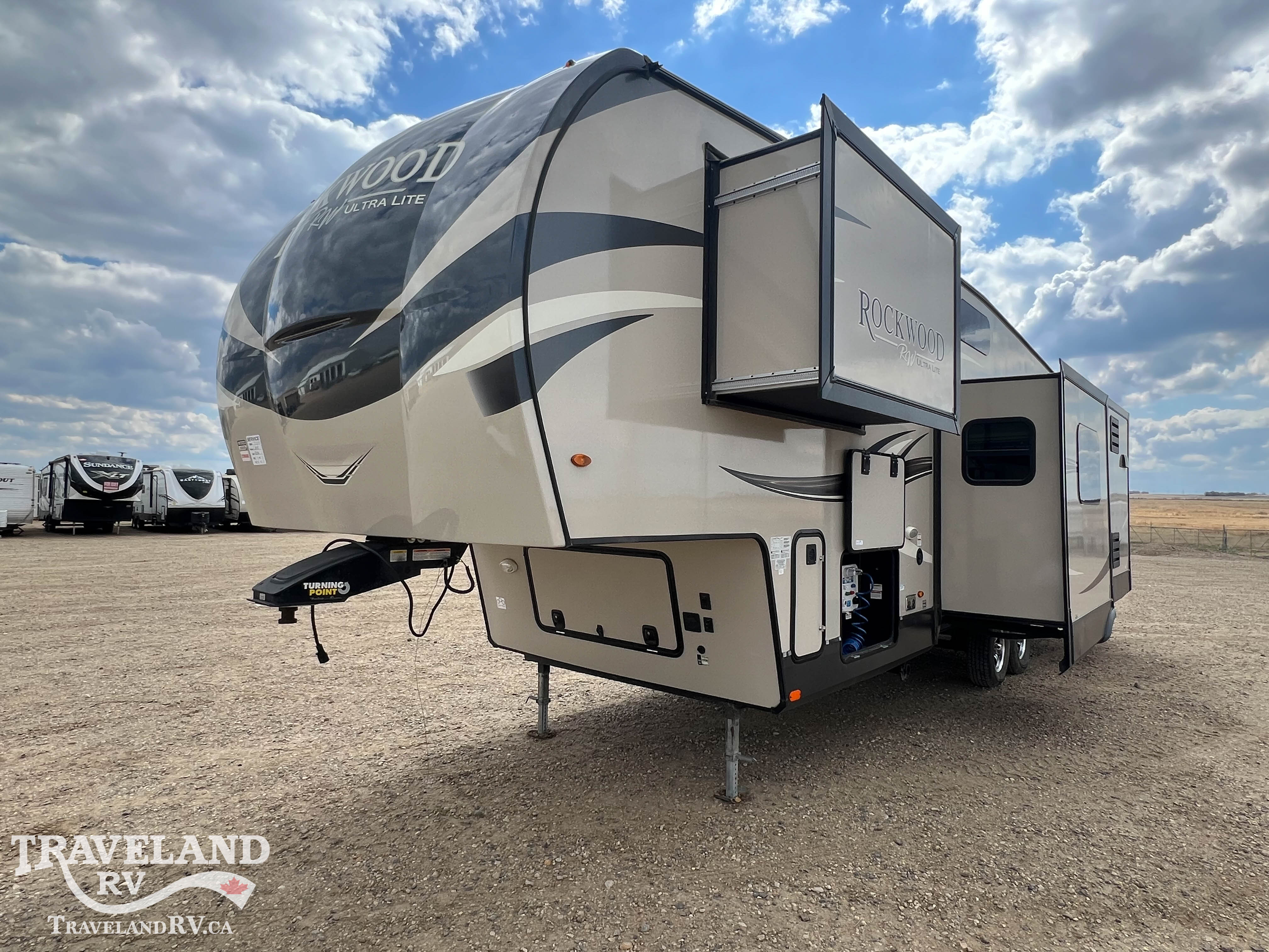 2020 Forest River Rockwood Signature Ultra Lite 2896MB - Image 6