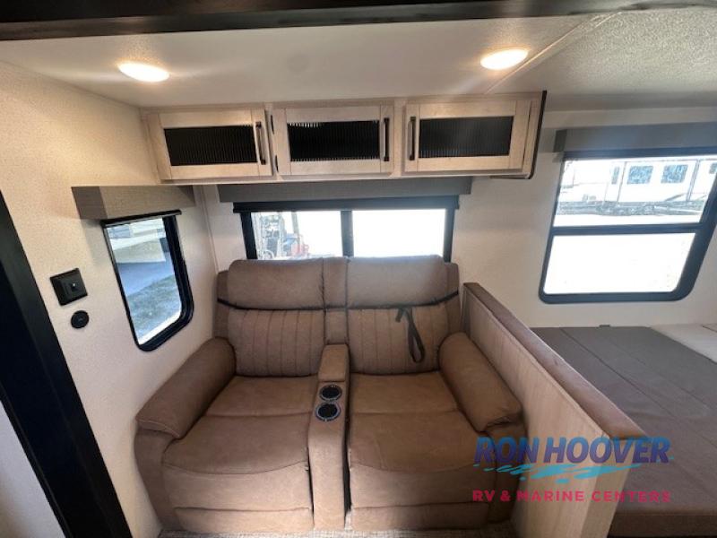 2026 PALOMINO 337BH - Image 19
