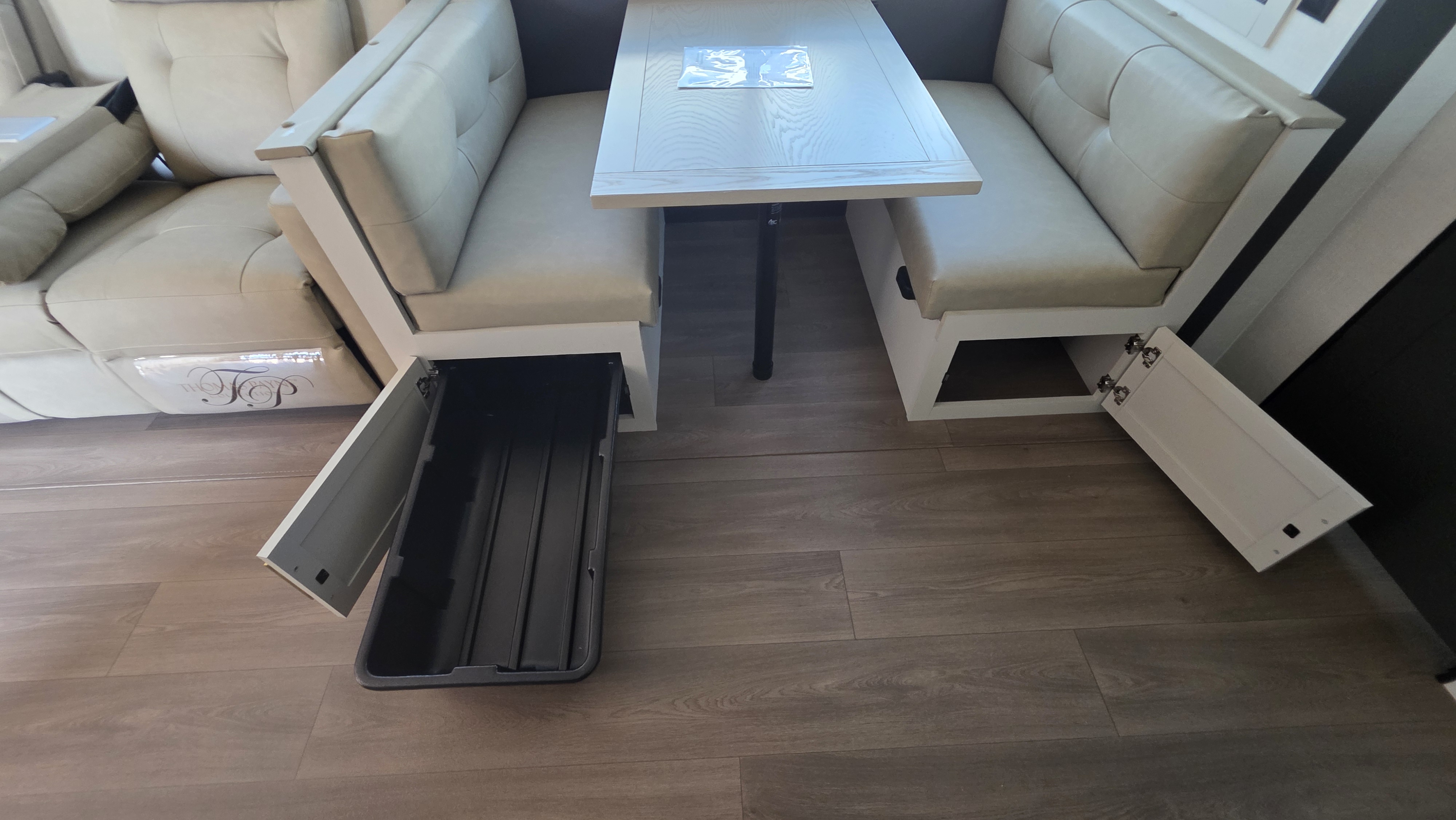 2027 VENTURE RV STRATUS 261VRB - Image 21