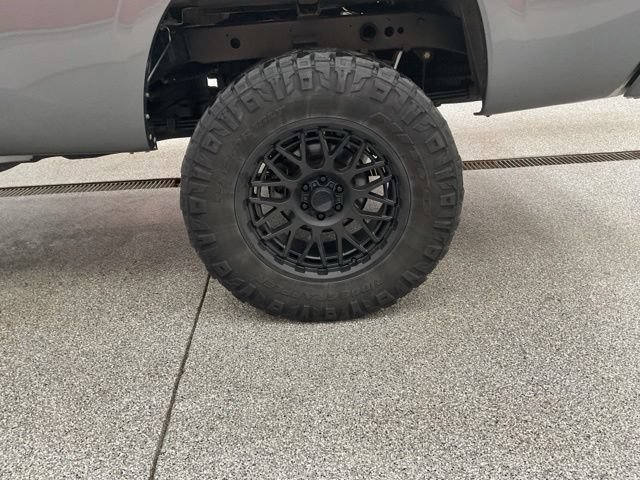 2023 Nissan FRONTIER CREW CAB-V6 Crew Cab SV 4WD - Image 12