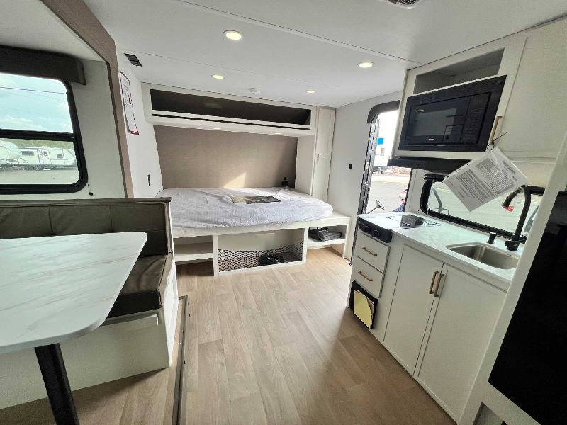 2026 Grand Design Transcend ONE 161DB - Image 8