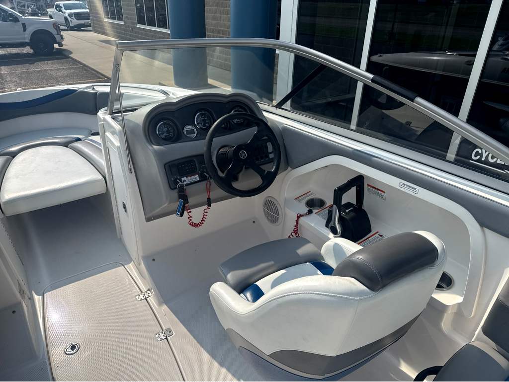 2006 Yamaha Marine SX230 - Image 11