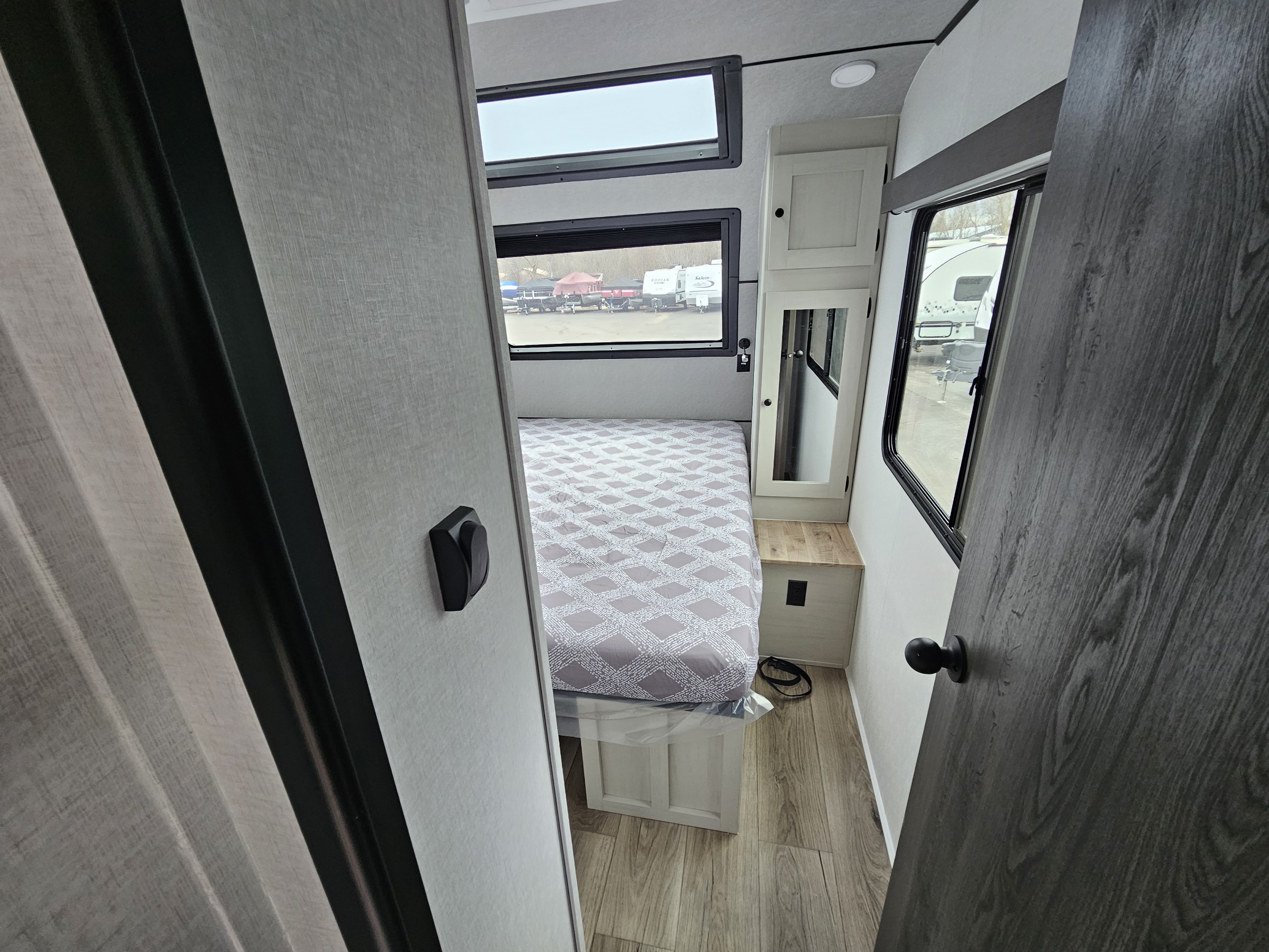 2026 Coachmen Northern Spirit 2975RL - Image 22