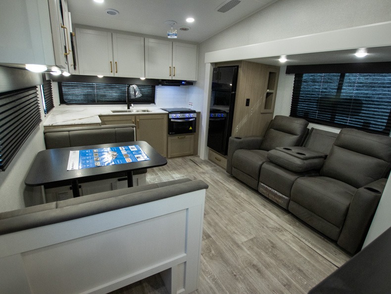 2026 Jayco Eagle SLE 24MLE - Image 5