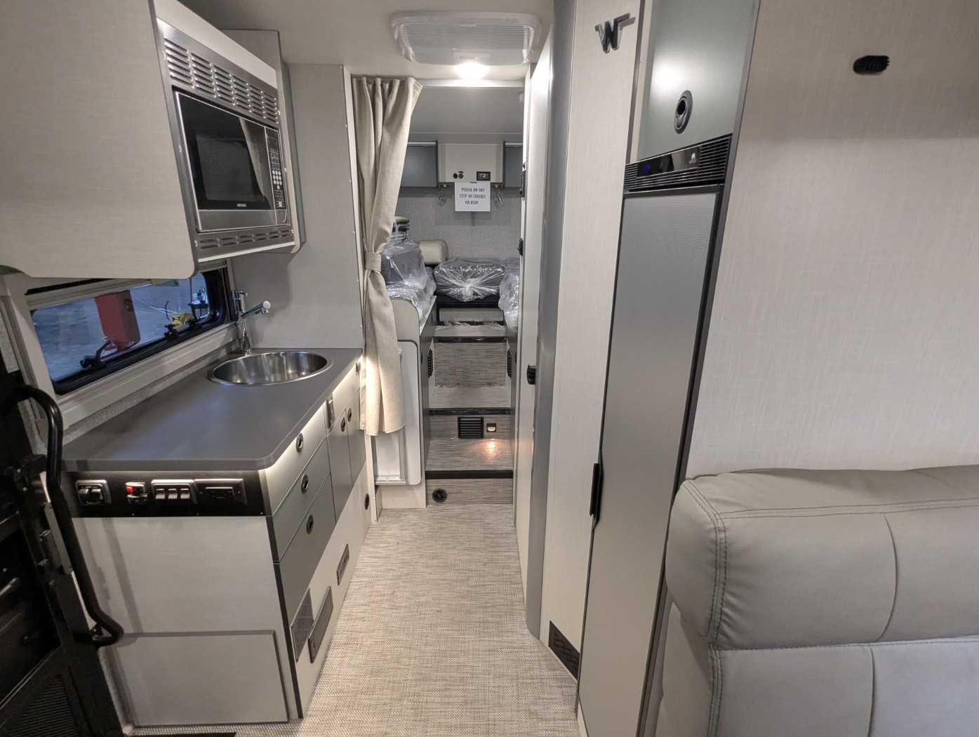 2026 Winnebago EKKO Sprinter 23B AWD - ATH Edition - Image 34