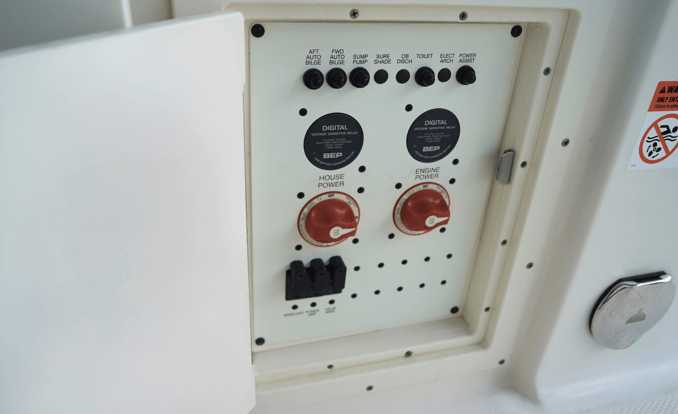 2021 CHAPARRAL 280 OSX - Image 16