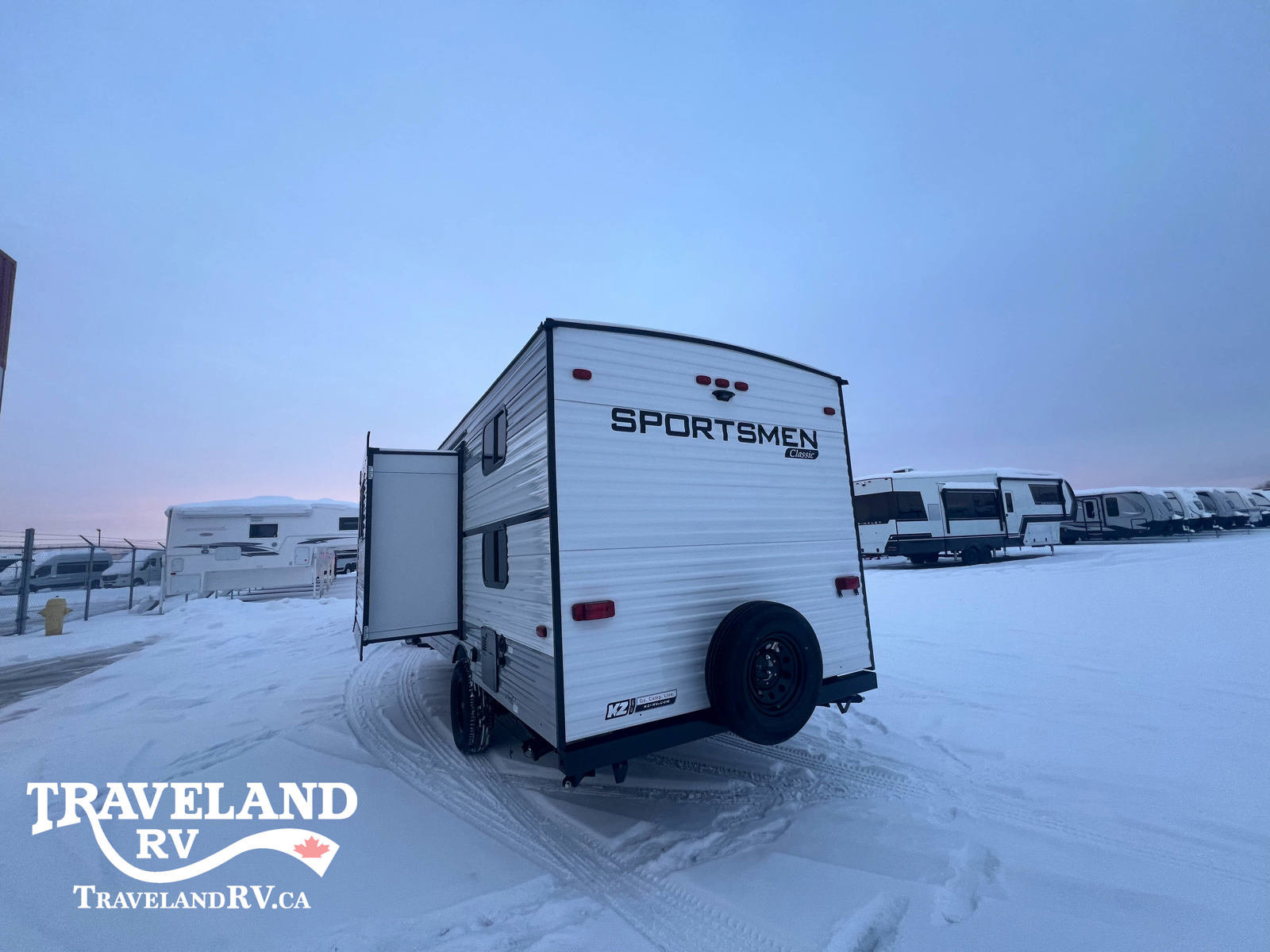 2025 KZ RV Sportsmen Classic 181BH - Image 4