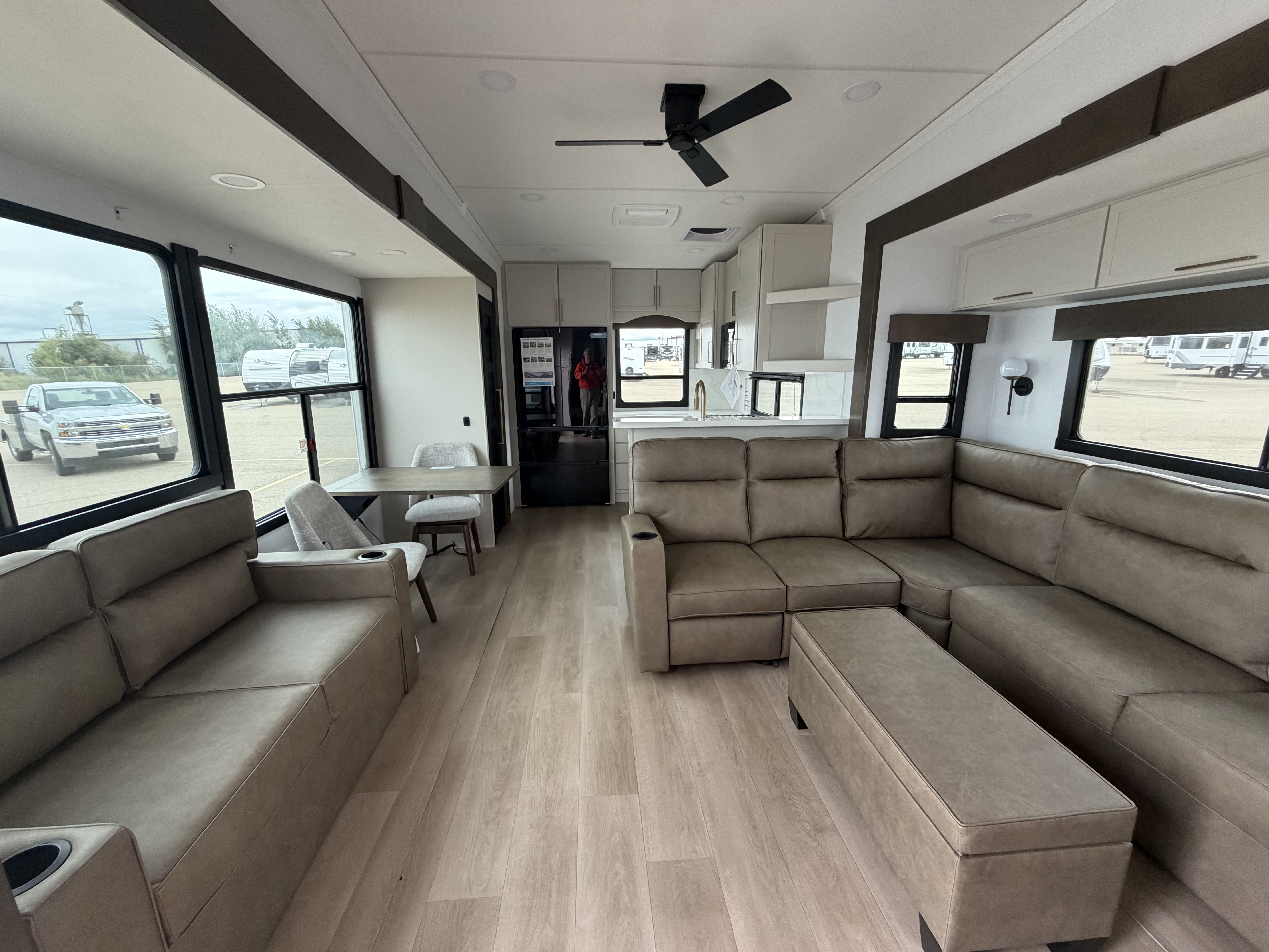 2027 Alliance RV Paradigm 382RK - Image 3