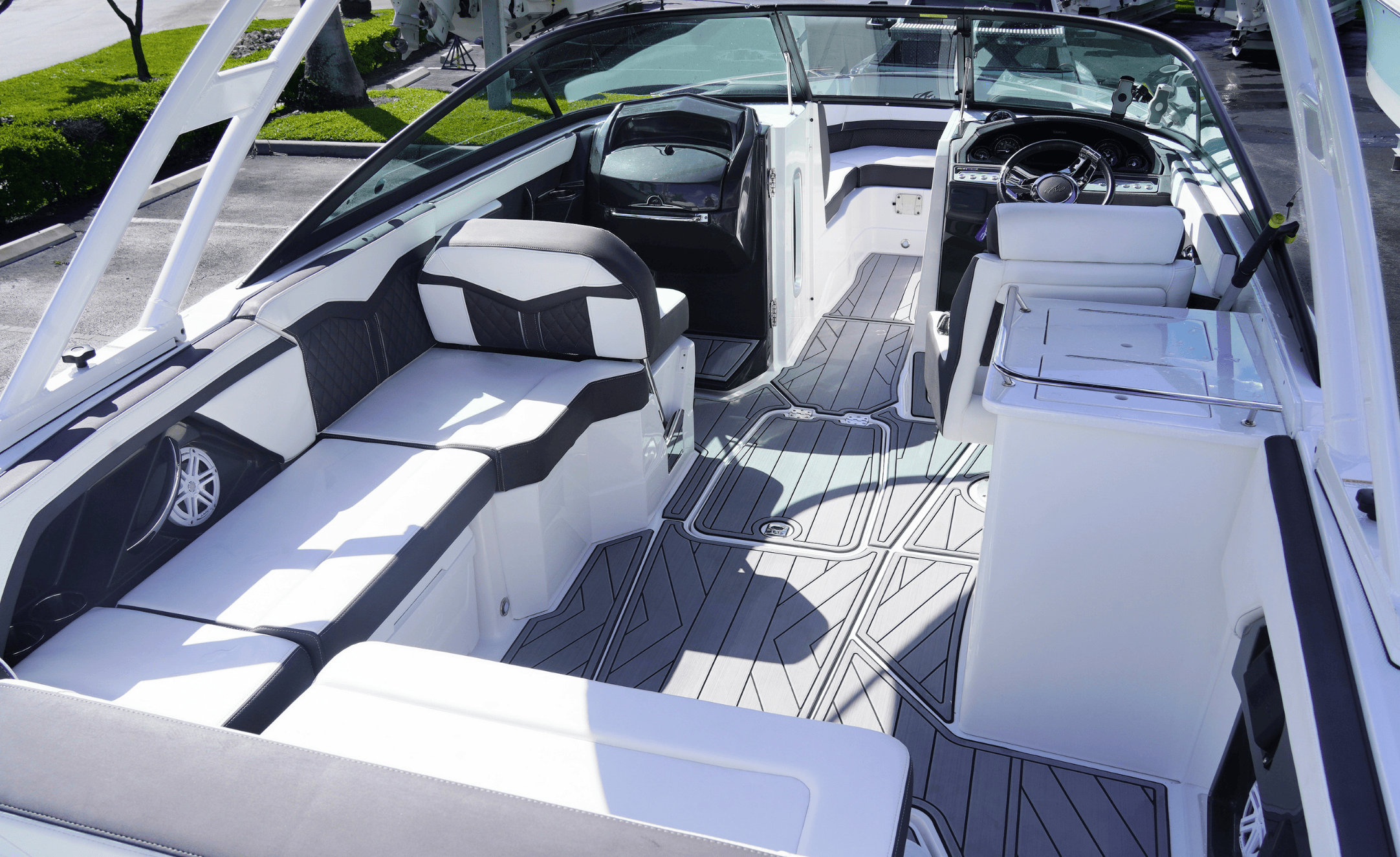 2023 Monterey 255SS - Image 7