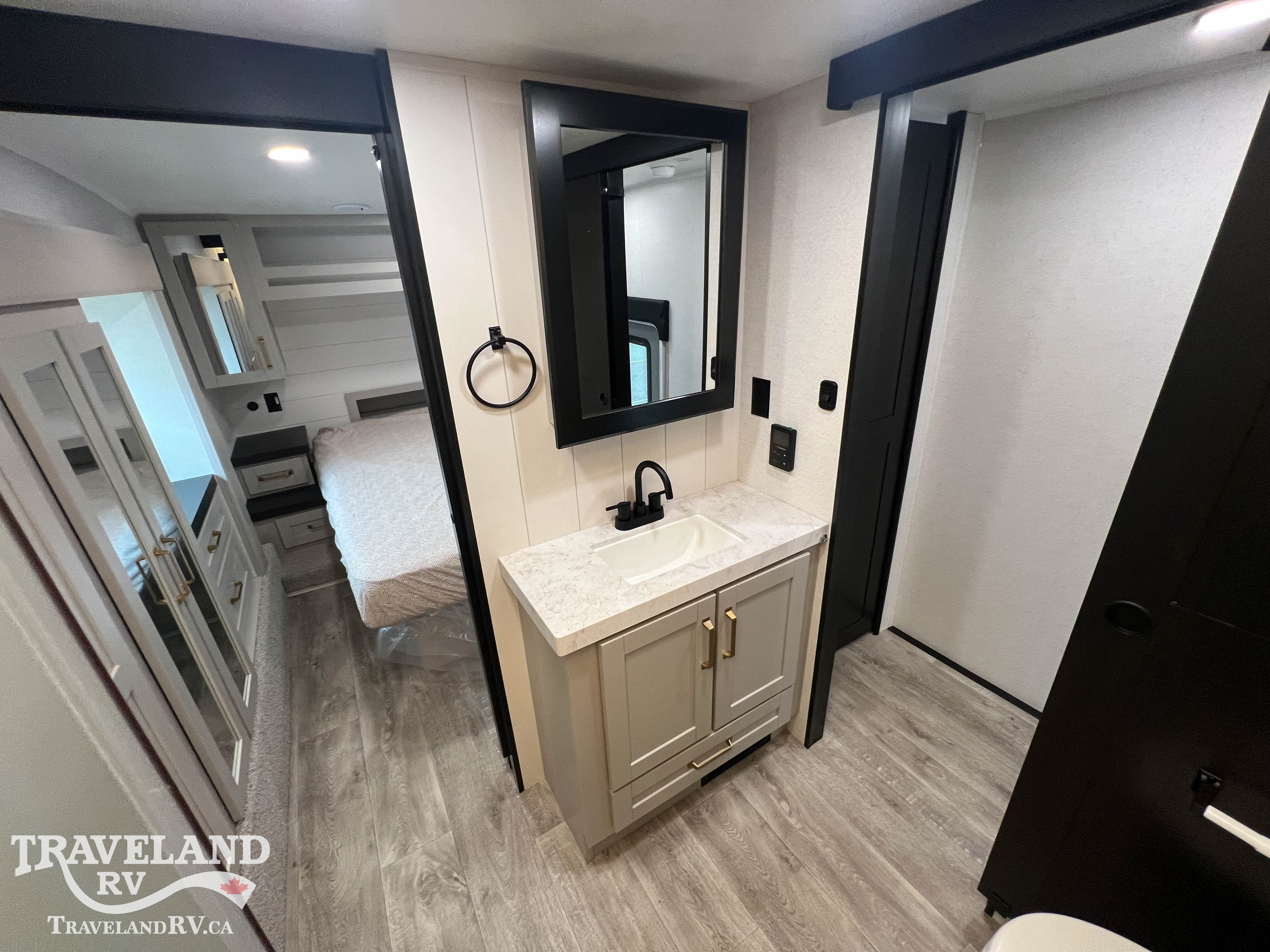 2026 Heartland Sundance Fifth Wheel 29RLCS - Image 23