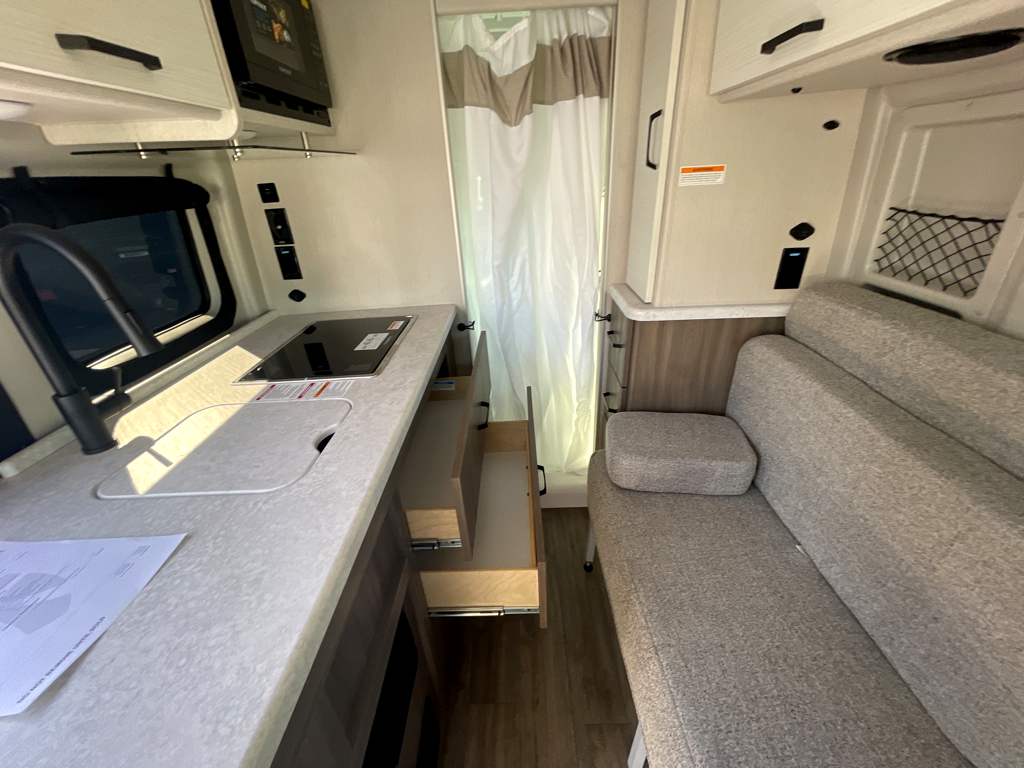 2026 THOR MOTOR COACH SCOPE 18MS - Image 33