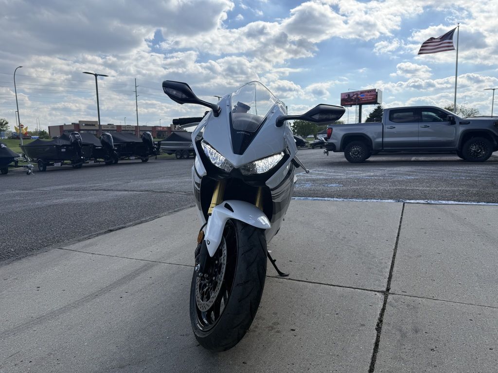 2025 Honda® CBR1000RR - Image 9