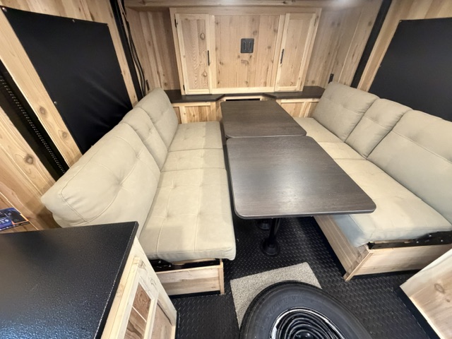 2027 CHEROKEE GREY WOLF 21JBH - Image 23