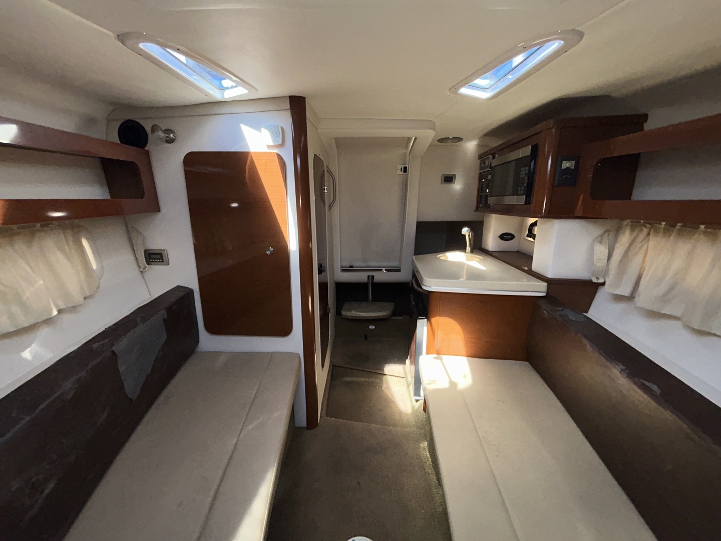 2014 Sea Ray - Image 101
