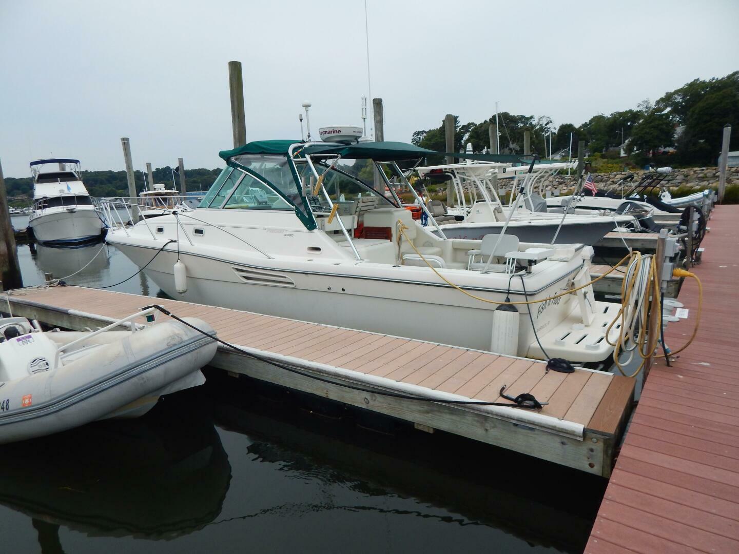 1998 Pursuit 3000 Express - Image 17