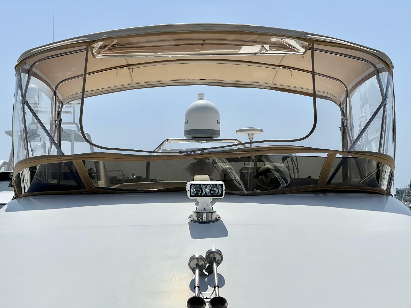 2000 Viking Princess 52 Flybridge - Image 24