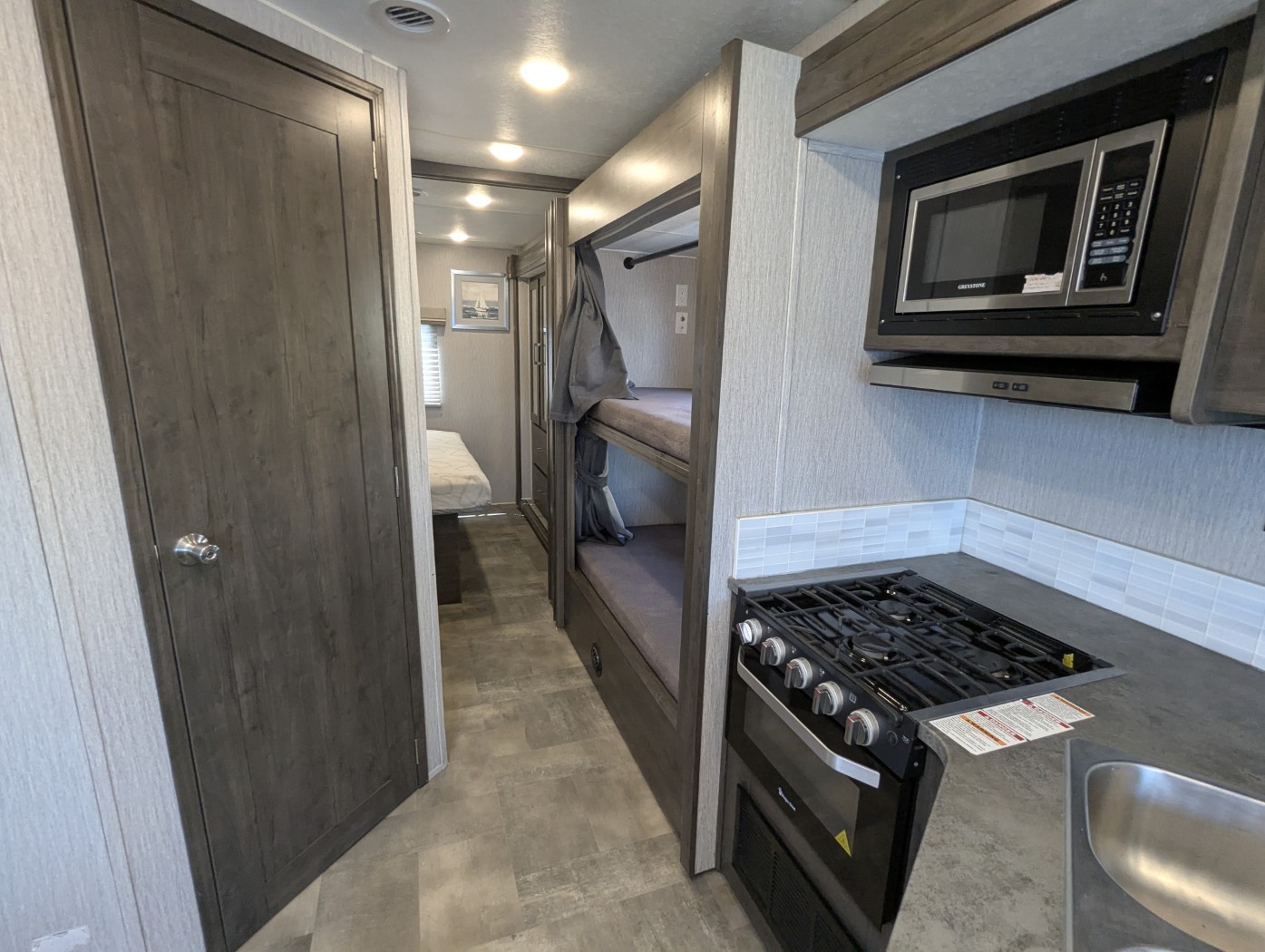 2023 Coachmen Pursuit 31BH - Image 16