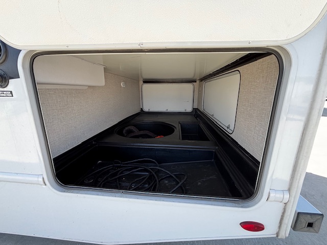 2025 Thor Motor Coach Quantum LC28 - Image 9