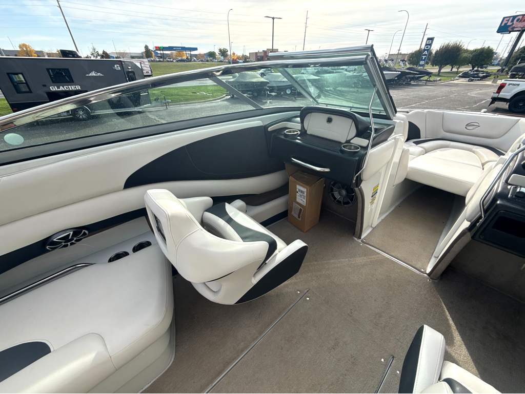 2015 Crownline 235SS - Image 18