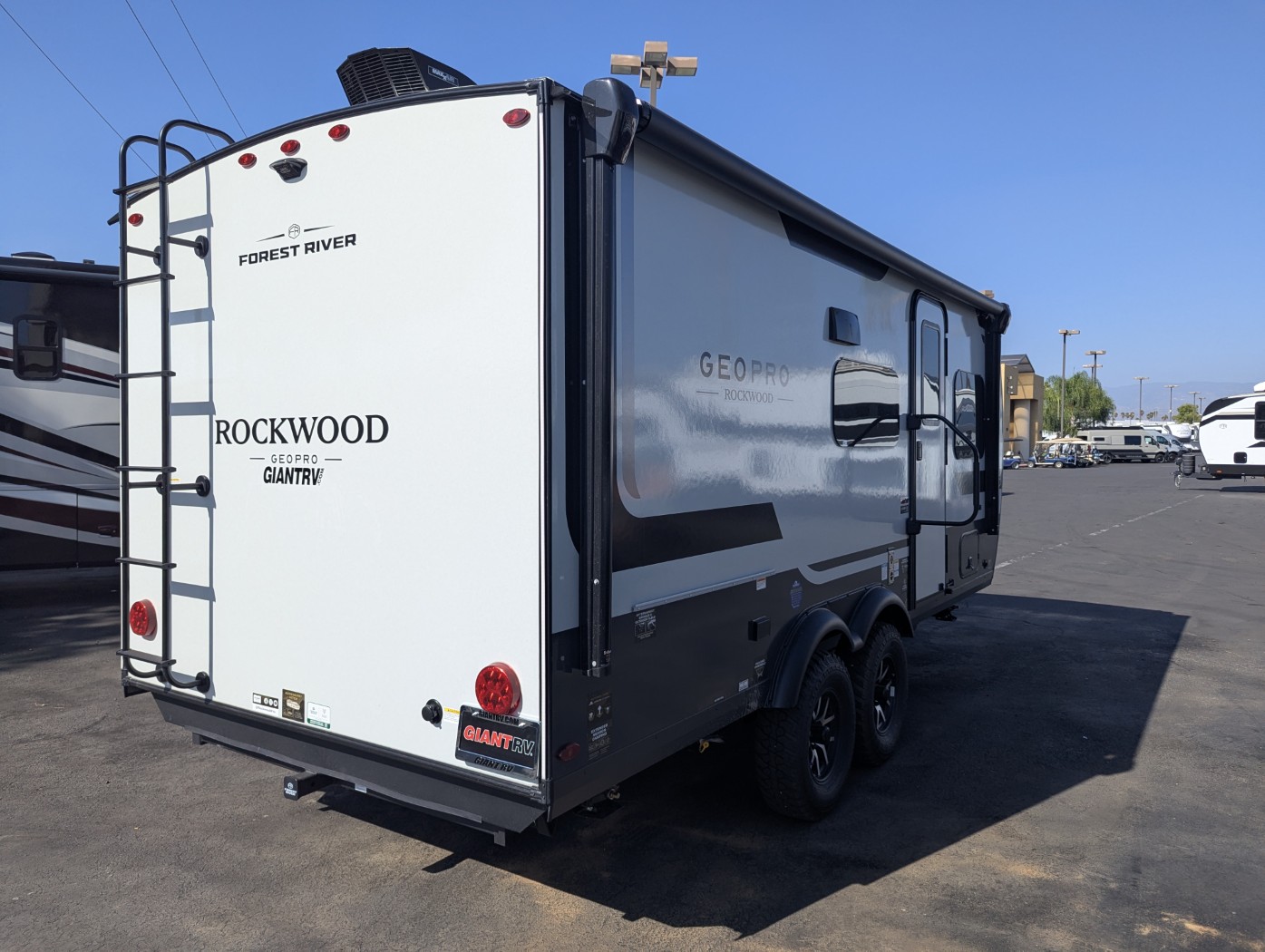 2027 Forest River Rockwood Geo Pro G20SBH - Image 8