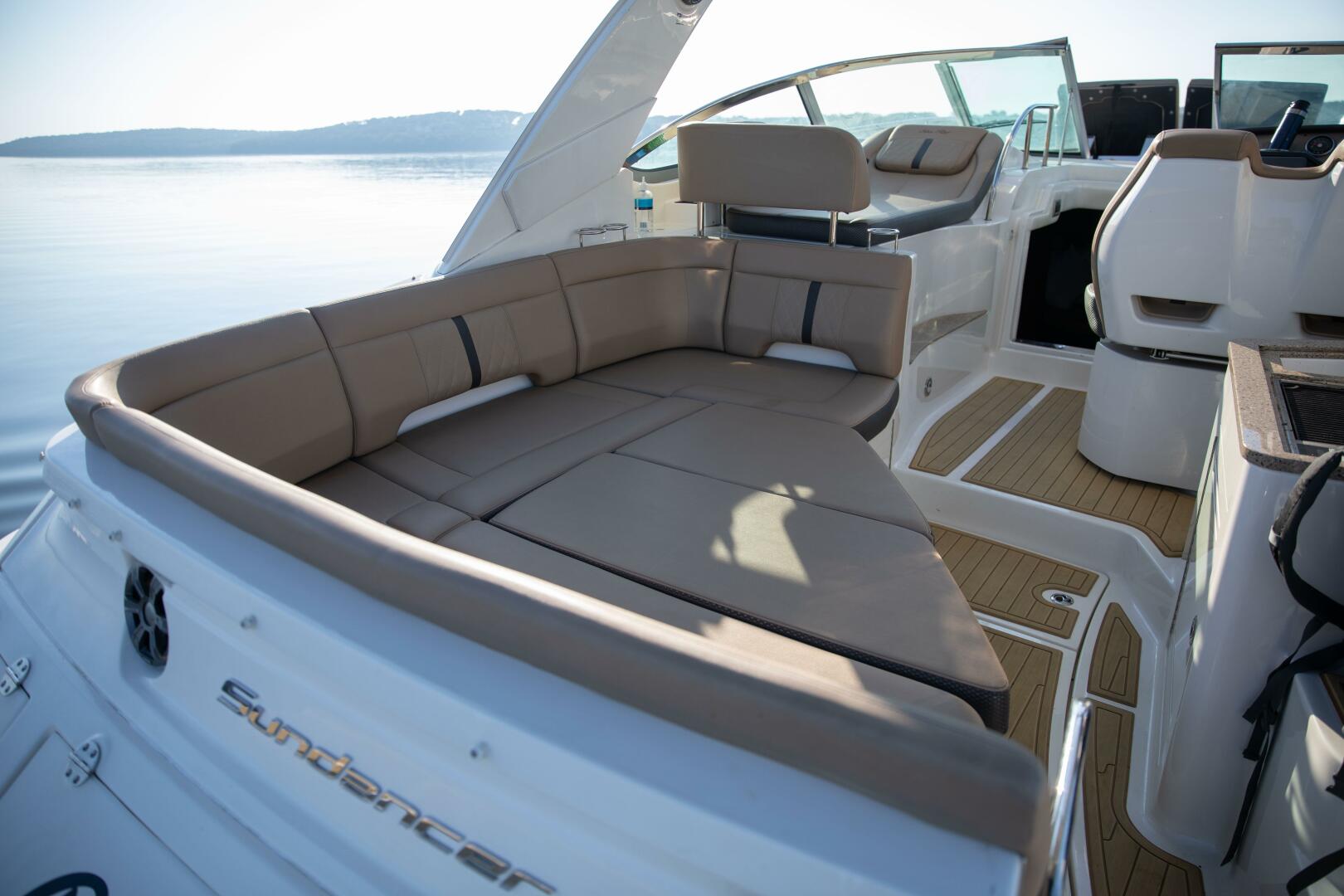 2016 Sea Ray Sundancer 350 - Image 50
