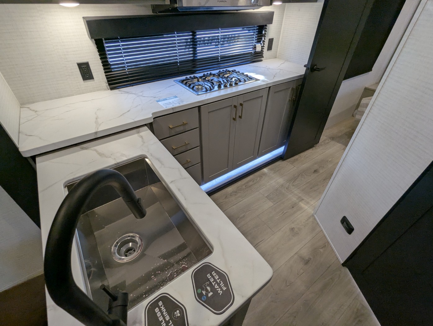 2027 Forest River Stealth 2900 - Image 19